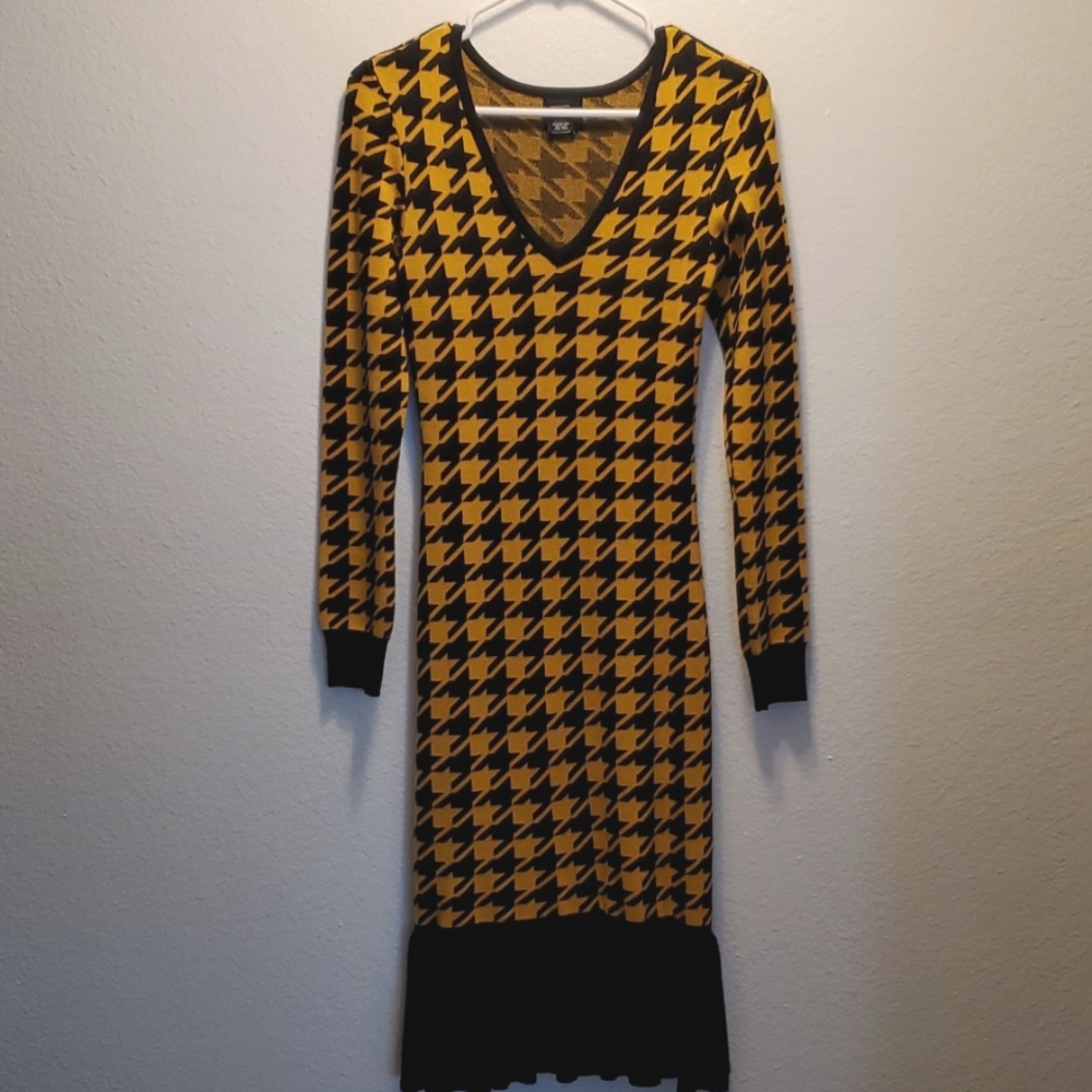 62◼️ CLICHÉ MIDI DRESS💛